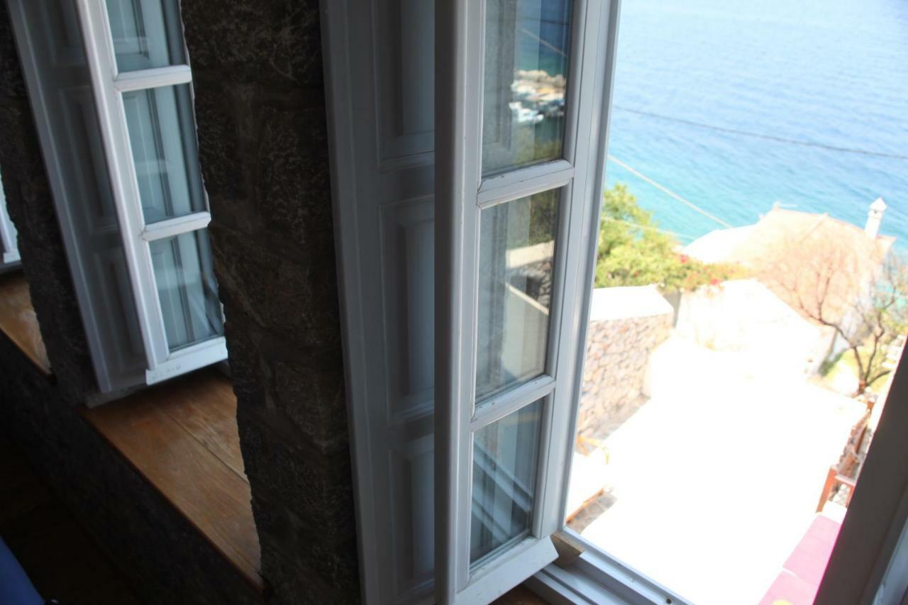 Alkioni Stone House Villa Hydra  Luaran gambar