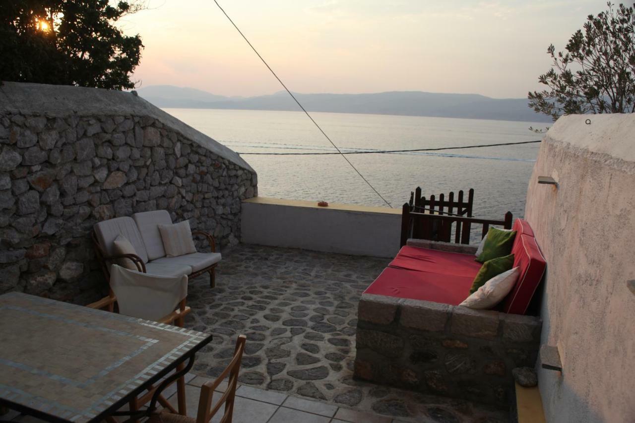 Alkioni Stone House Villa Hydra  Luaran gambar