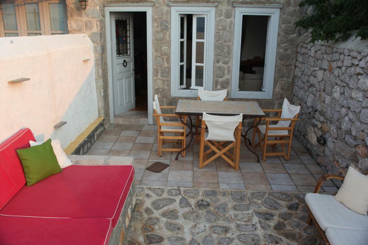 Alkioni Stone House Villa Hydra  Luaran gambar